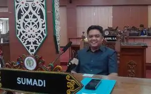 1734521278 Sekretaris Komisi Ii Dprd Kota Palangka Raya Sumadi Foto Marini (1)
