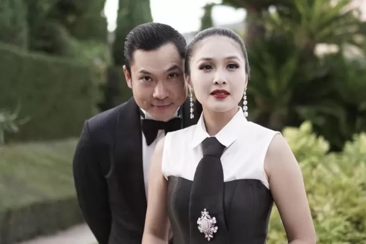 Potret Pasangan Sandra Dewi Dan Harvey Moeis 3525483897