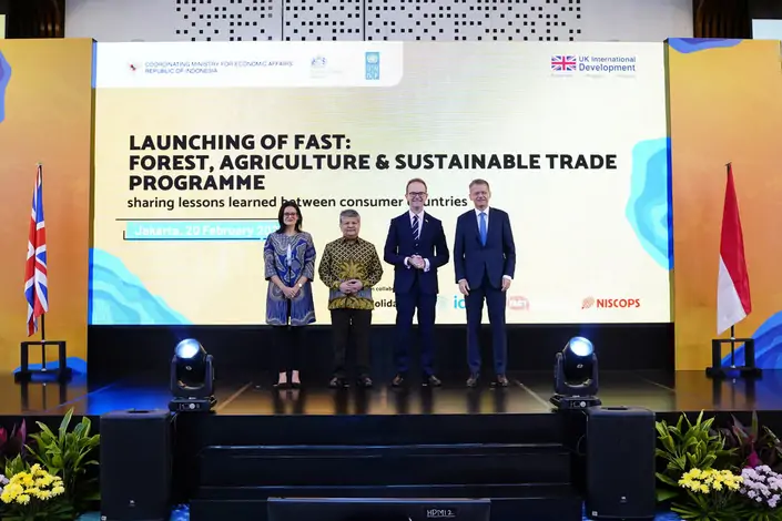 Program Hutan, Pertanian, Dan Perdagangan Berkelanjutan (fast)