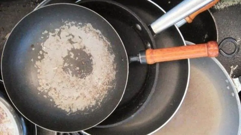 Teflon Mengelupas