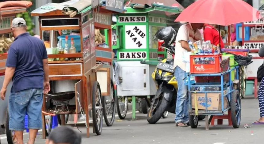 Asal Usul Pedagang Kaki Lima