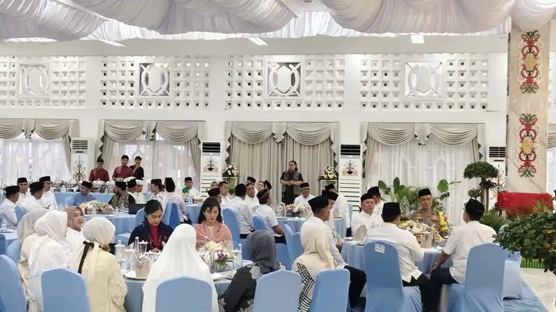 Bukber Isen Mulang