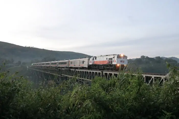 Kai Group Dorong Transportasi Berkelanjutan, Layani 78,5 Juta Penumpang Dalam Dua Bulan Pertama 2025 (1)