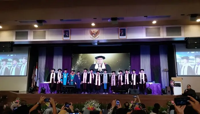 Pengukuhan Guru Besar Bidang Manajemen Risiko Sistem Informasi, Binus Media & Publishing (sumber Vritimes.com)