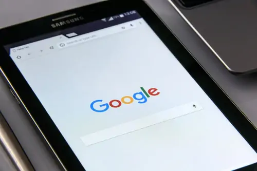 Subscriber Naik Tanpa Ribet 7 Cara Organik Biar Channel Youtube Terus Tumbuh (2)