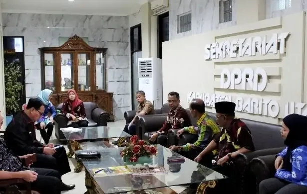 Setwan Barito Utara menerima kunker dari anggota DPRD Tabalong