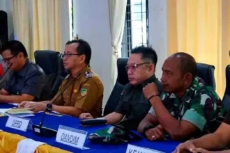 Wakil Ketua I DPRD Barito Utara, H Benny Siswanto menghadiri kegiatan konsultasi Publik Rancangan Awal RKPD yang berlangsung di Aula BappedaLitbang, Senin pagi (10/3/2025).