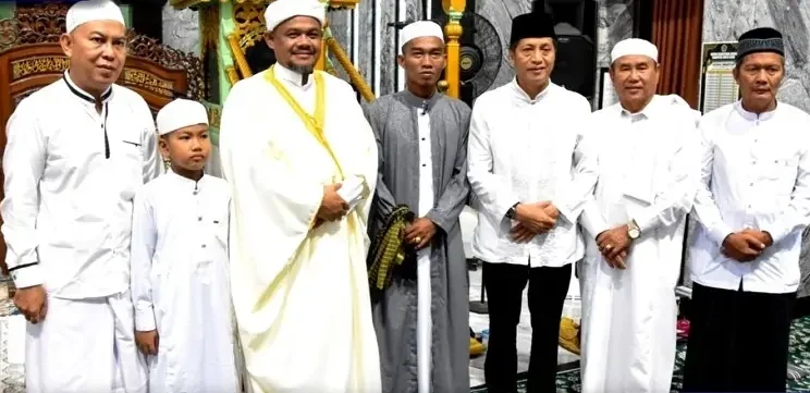1504 Salat Id