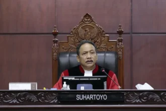 Ketua Mk Suhartoyo