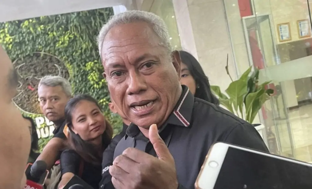 Komarudin Watubun Uu Pemda