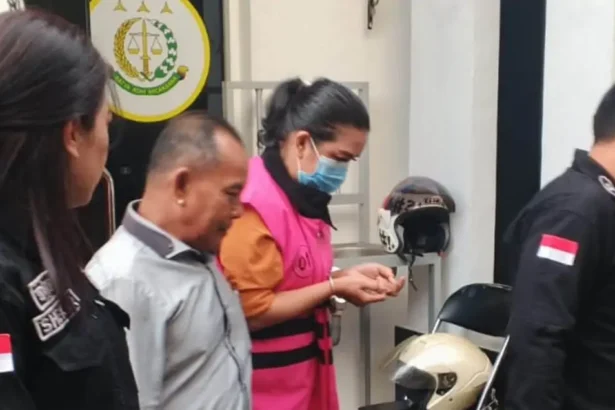 Bendahara Setda Kapuas