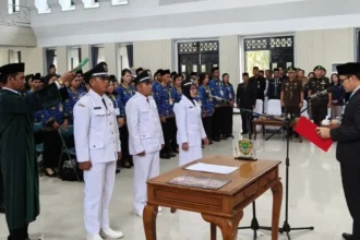 bupati pulang pisau lantik Pj Kades