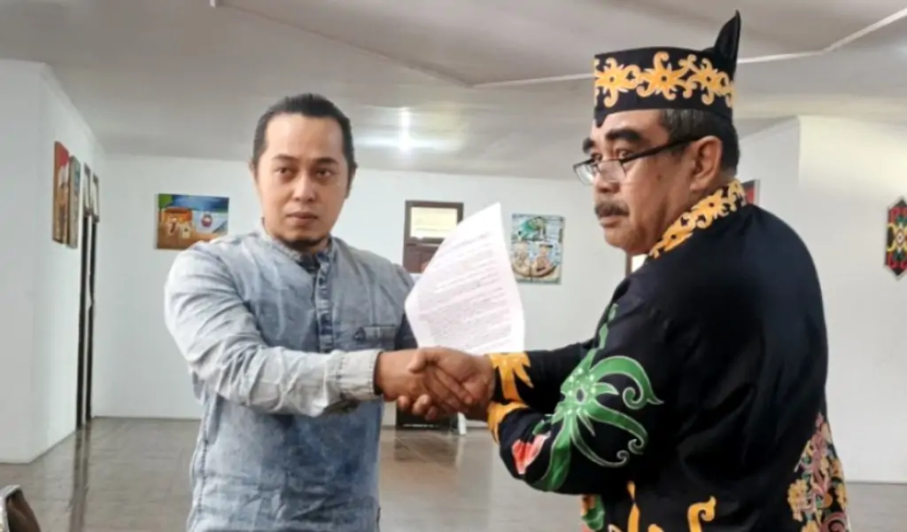 Sidang Adat