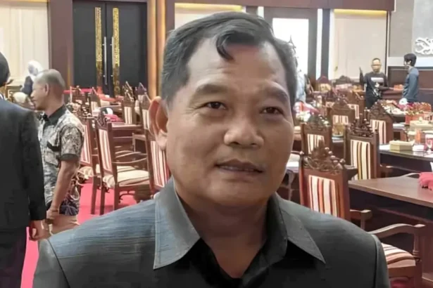 Sutik Dprd Kalteng