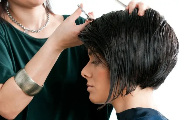 Tren Rambut Pendek Wanita 2025