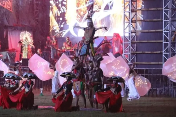 Pembukaan Festival Budaya Isen Mulang Fbim 2025