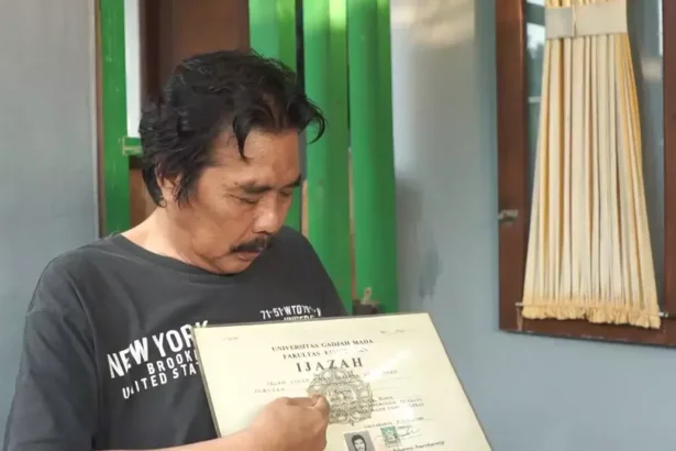Teman Kuliah Jokowi