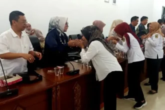1004 Halalbihalal