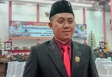 Anggota Dprd Kota Palangkaraya Sigit Wido Kt Edit 1750907132737