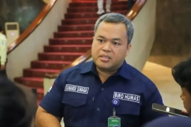 Kepala Biro Humas Kemnaker Sunardi Manampiar Sinaga, BSU Belum Cair