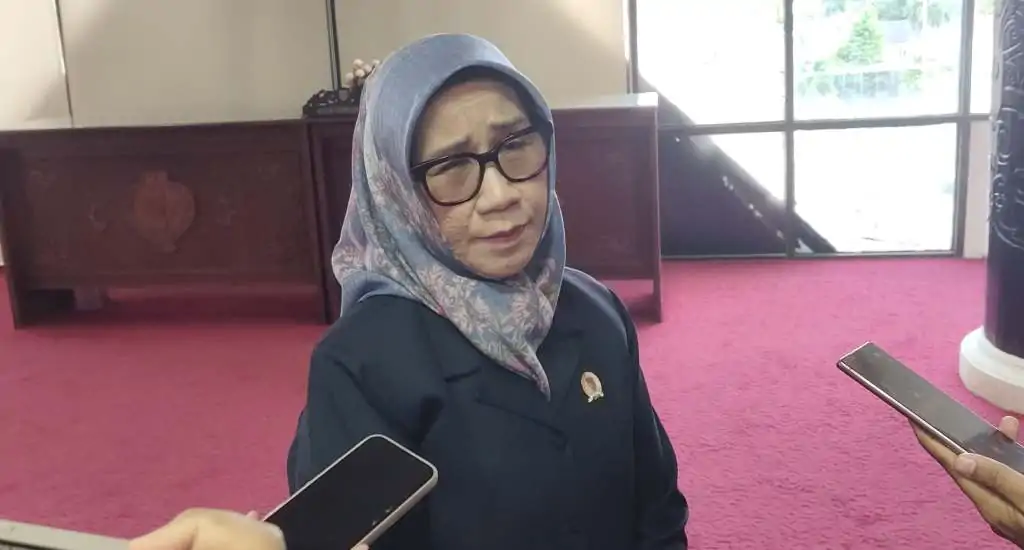 Siti Nafsiah Komisi 2 Dprd Kalteng