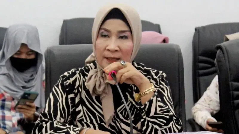 Ketua Komisi I DPRD Barito Utara, Hj Nety Herawati,