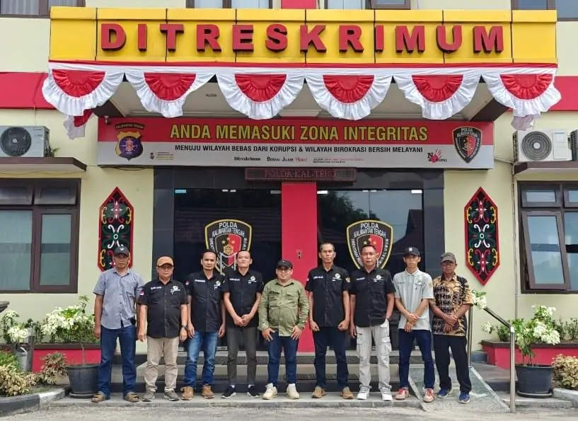 Penggugat Lapor