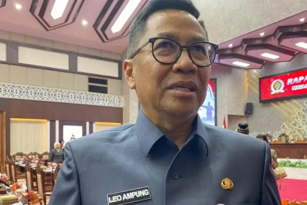 Leonard S Ampung
