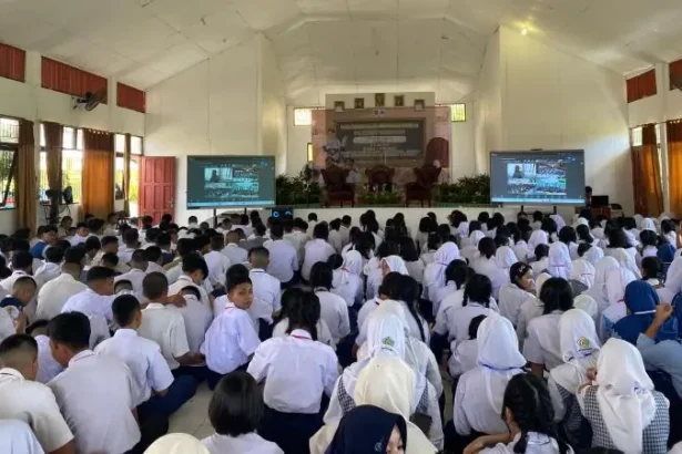 Mengajar Serentak