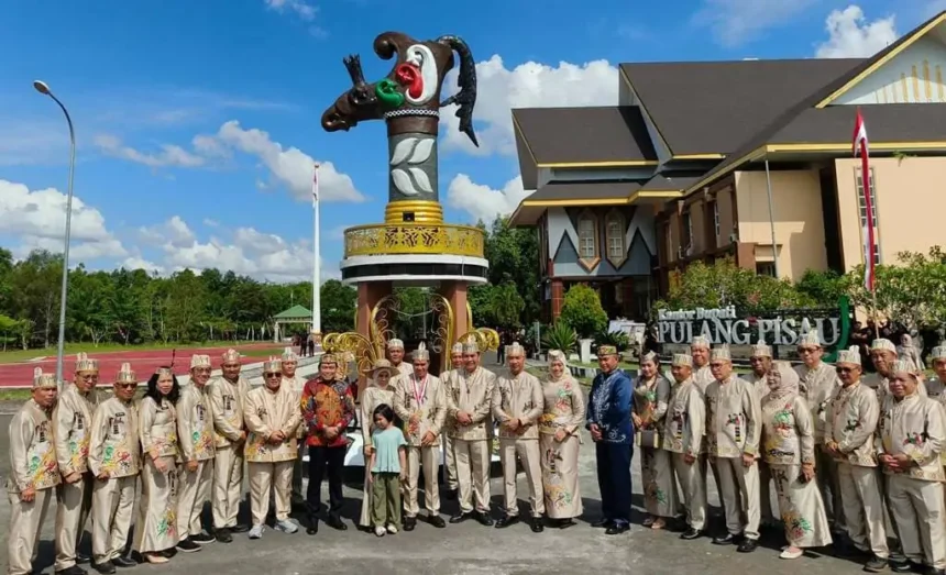 Tugu Mandau