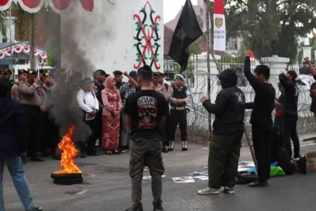 Aksi Mahasiswa