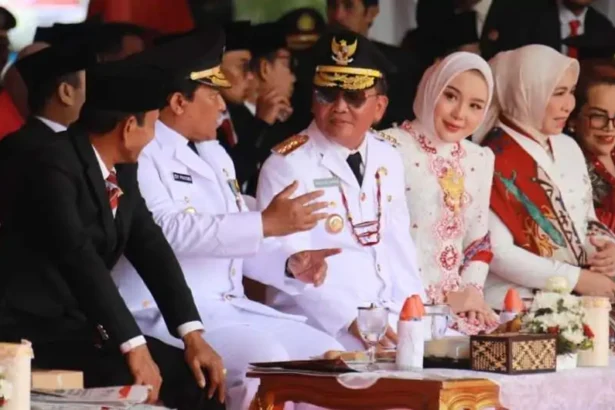 Gubernur Dan Wagub Kalteng