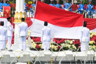 Pengibaran Bendera Merah Putih
