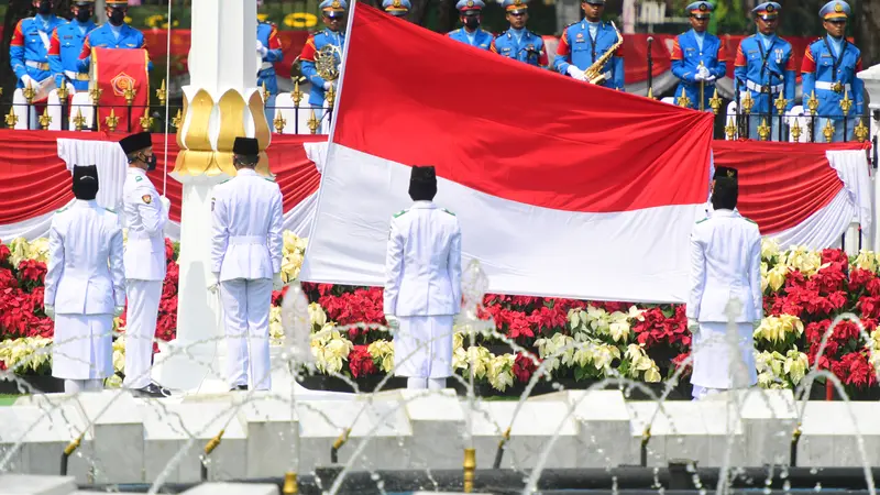 Pengibaran Bendera Merah Putih