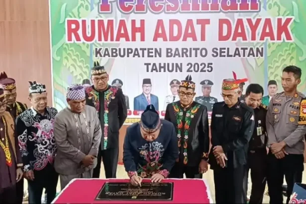 Rumah Adat