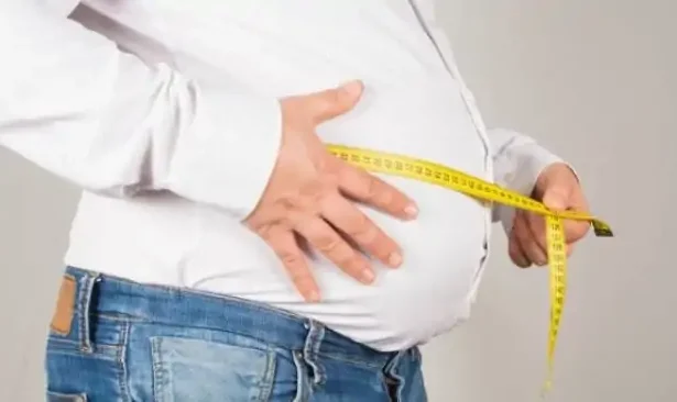 Ilustrasi Perut Buncit Pexels