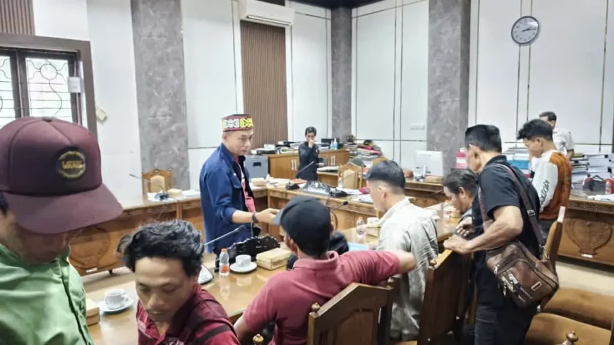 Dprd Klteng Audiensi