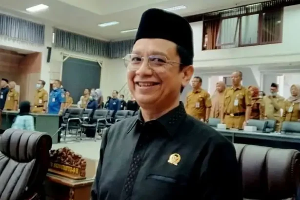 Ketua Fraksi PDI Perjuangan DPRD Barito Utara, H Taufik Nugraha