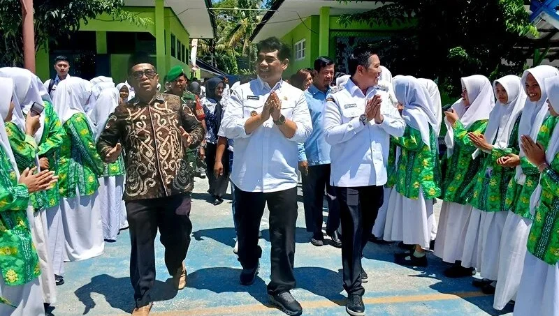 1610 Bupati Mbg