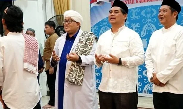 1810 Doa Bersama