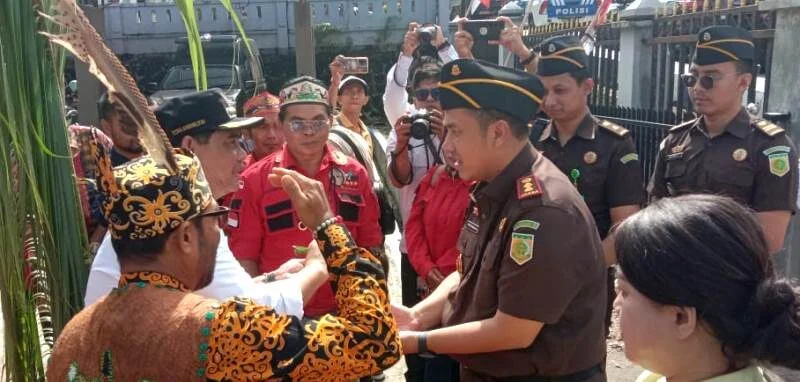 2910 Bupati Sambut Kejari