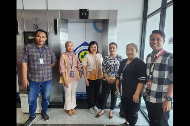 Bri Branch Office Gunung Sahari Region 6 Jakarta 1 Jalin Kerja Sama Strategis Dengan Rs Husada