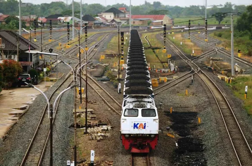 Tumbuh Stabil, Kai Logistik Berhasil Kelola 19 Juta Ton Barang Hingga Oktober 2025