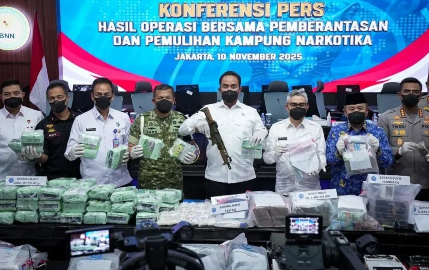 Bnn Gerebek Kampung Narkoba