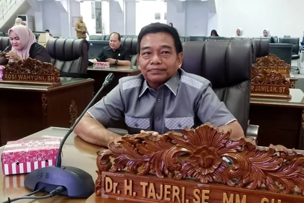 0112 H Tajeri