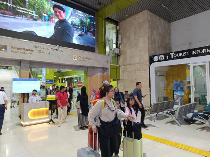 34.458 Penumpang Naik Dari Daop 1 Jakarta Pada 20 Desember 2025, Tiket Nataru Terjual 518 Ribu