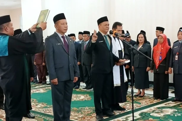 Bupati Lanti Pejabat