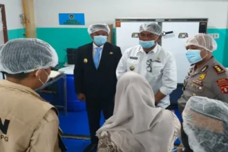 Bupati Shalahuddin Resmikan Dapur Sppg