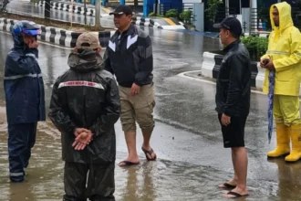 Bupati Tinjau Genagn Air