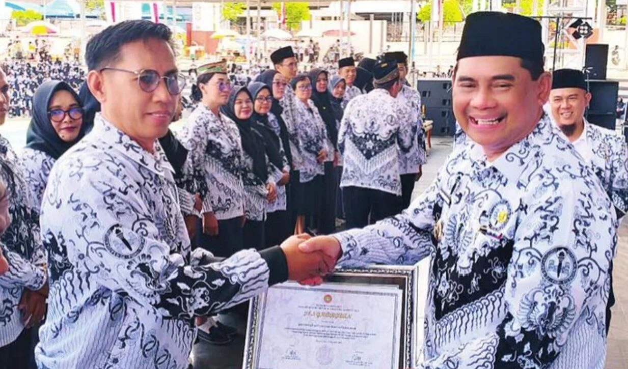 Bupatiii Shalahuddin